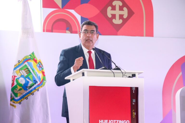 Llama Sergio Salomón a respaldar gobiernos de Claudia Sheinbaum y Armenta Mier