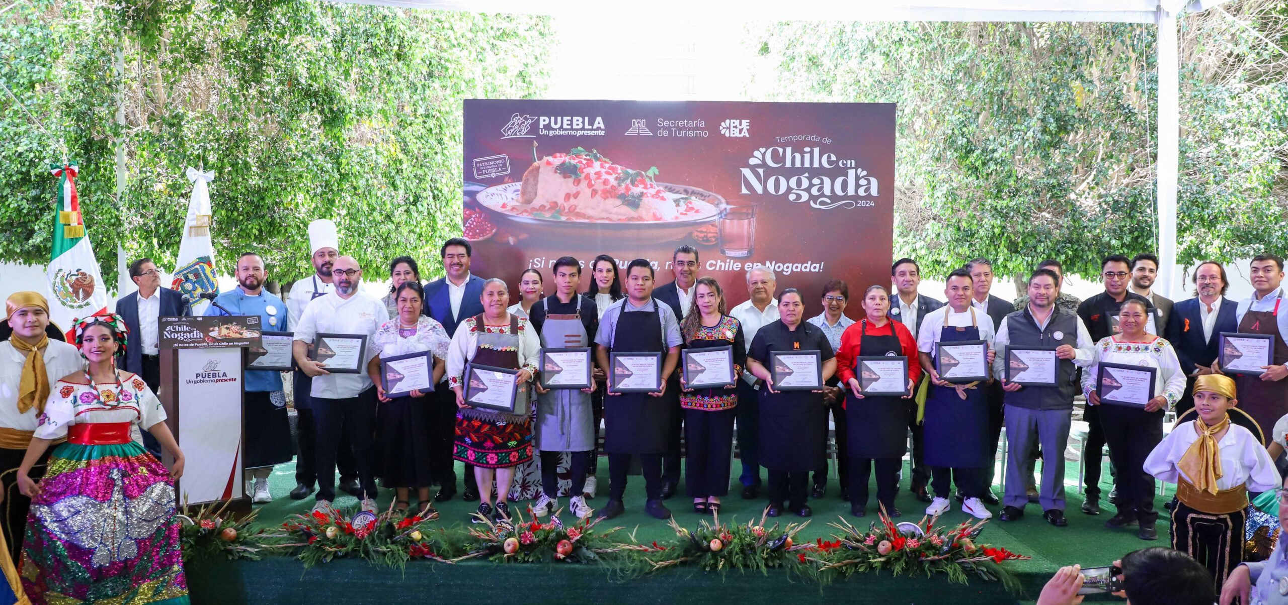 INICIO_DE_LA_TEMPORADA_DEL_CHILE_EN_NOGADA_07