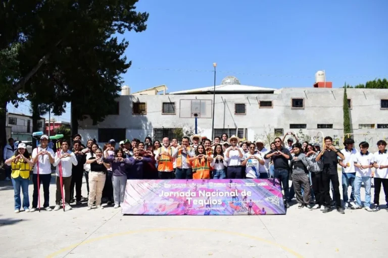 Jóvenes poblanos se suman a la Jornada Nacional de Tequios