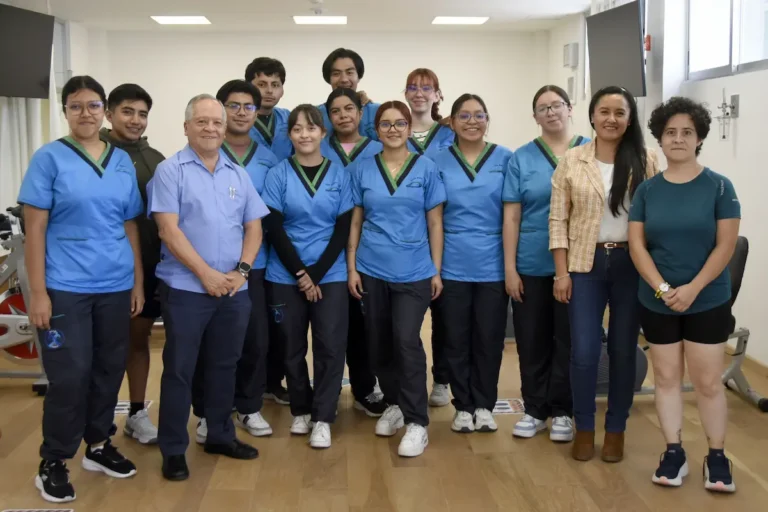 Licenciatura en Fisioterapia BUAP, precedente en la formación de profesionales de la salud en México