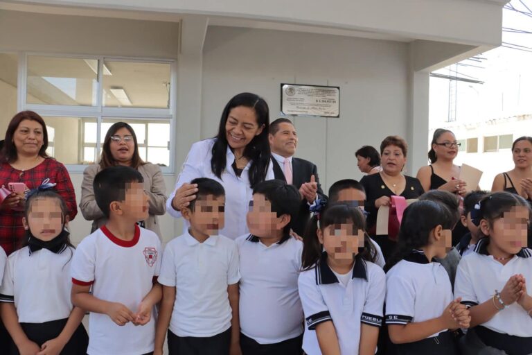 ARIADNA AYALA IMPULSA EDUCACIÓN DE LA NIÑEZ ATLIXQUENSE; INAUGURA DOS AULAS EQUIPADAS.