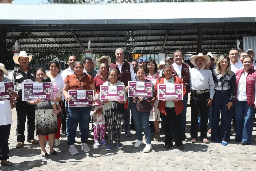 Pepe Chedraui impulsa el progreso comunitario en favor de productores mezcaleros y agrícolas