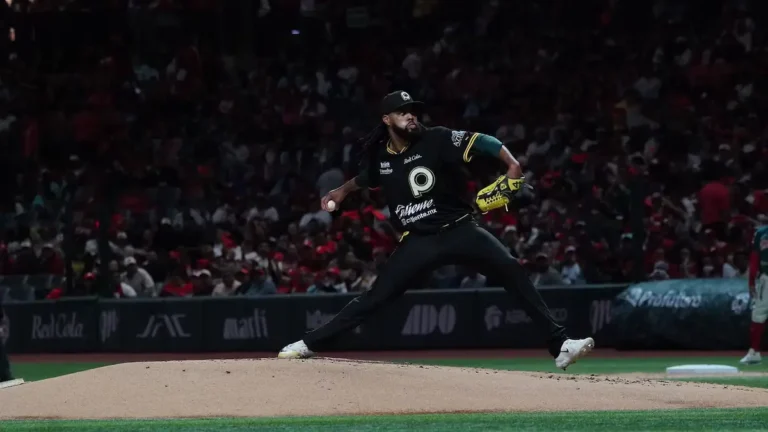 Pericos vencen 3-0 a los Diablos Rojos y avanzan a la Final de la Zona Sur