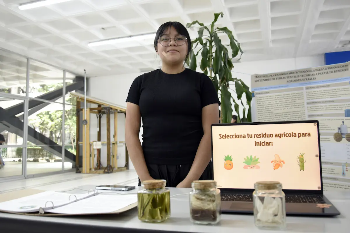 Propone estudiante BUAP aprovechar residuos de agave para crear fibras textiles