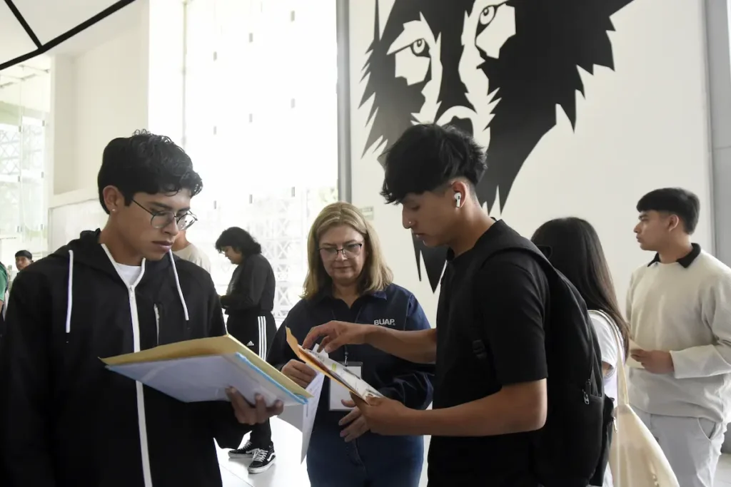 Publicará BUAP Convocatoria de Corrimiento y Lugares Disponibles 2026