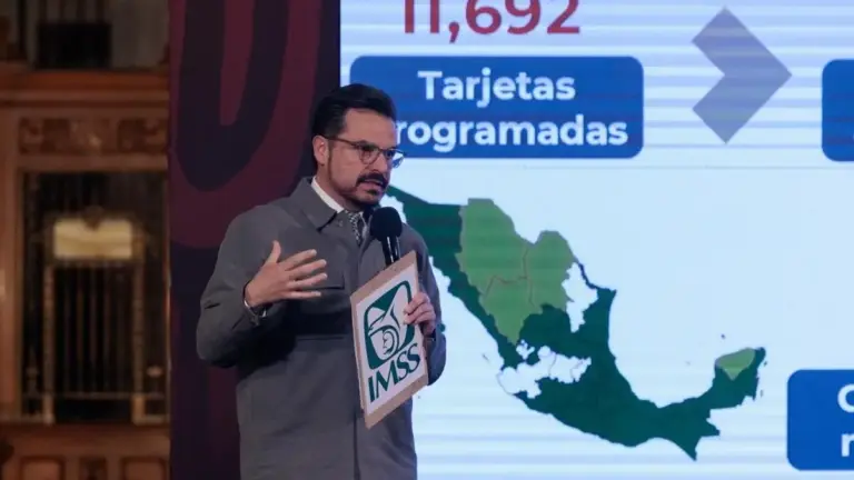puebla-la-clinica-la-nuestra-zoé-robledo-