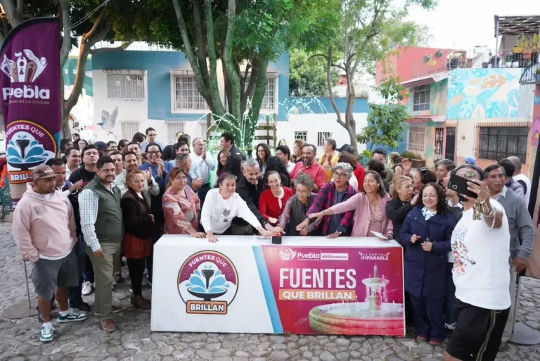 Realiza Gobierno de Pepe Chedraui mantenimiento de fuente en el Parque del Barrio de Xanenetla