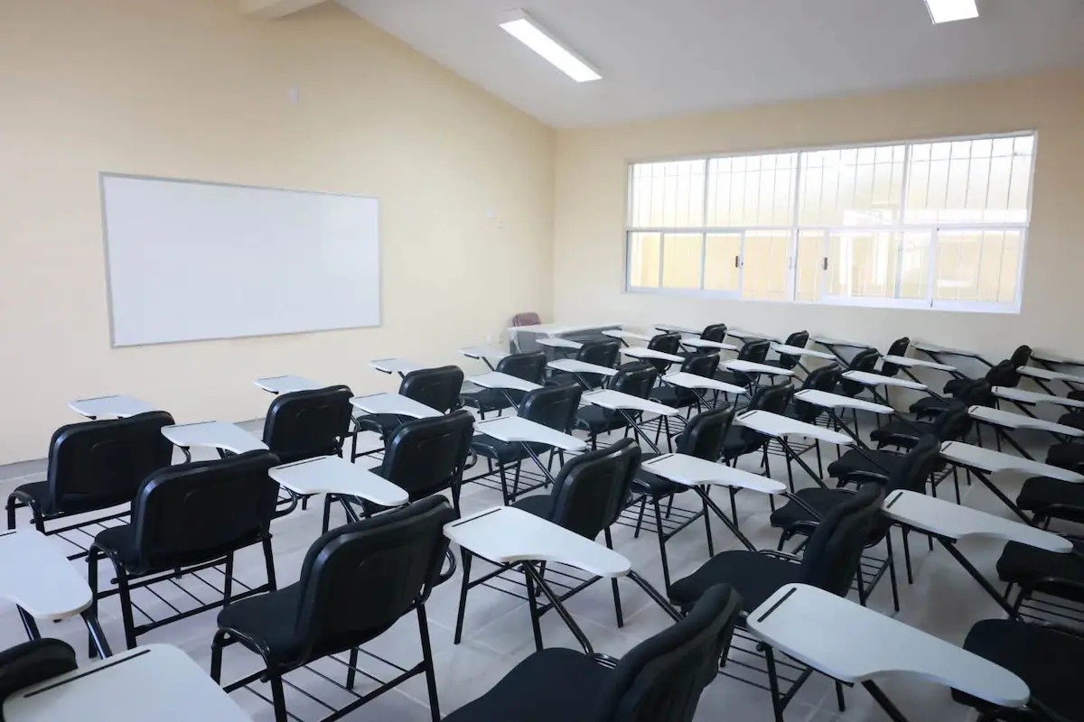 Regreso a clases con salón nuevo; Ariadna Ayala sigue invirtiendo en la educación de Atlixco