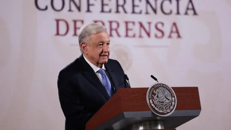 Santa-Rita-Tlahuapan_Obrador-campesinos-manifestación