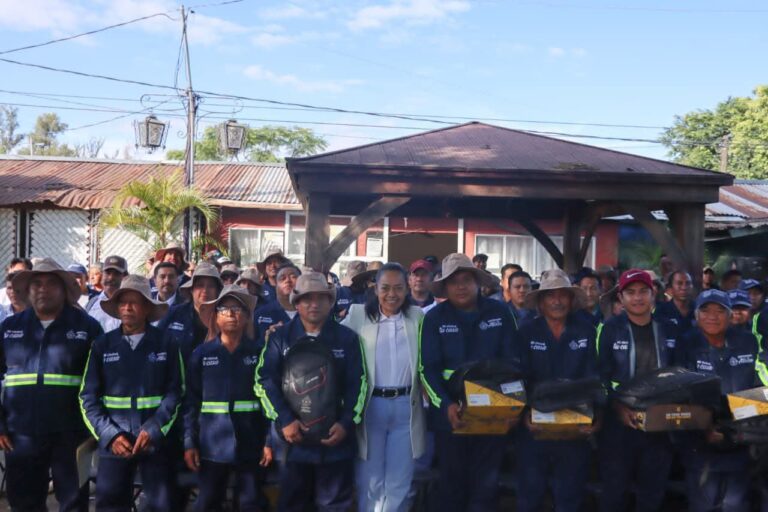 UNIFORMES1