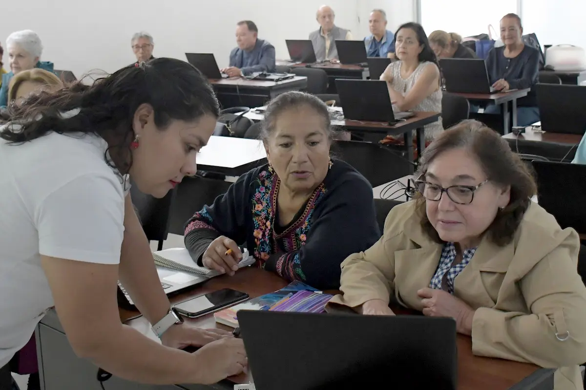 Universidad para Adultos de la BUAP, espacio de inclusión y aprendizaje permanente