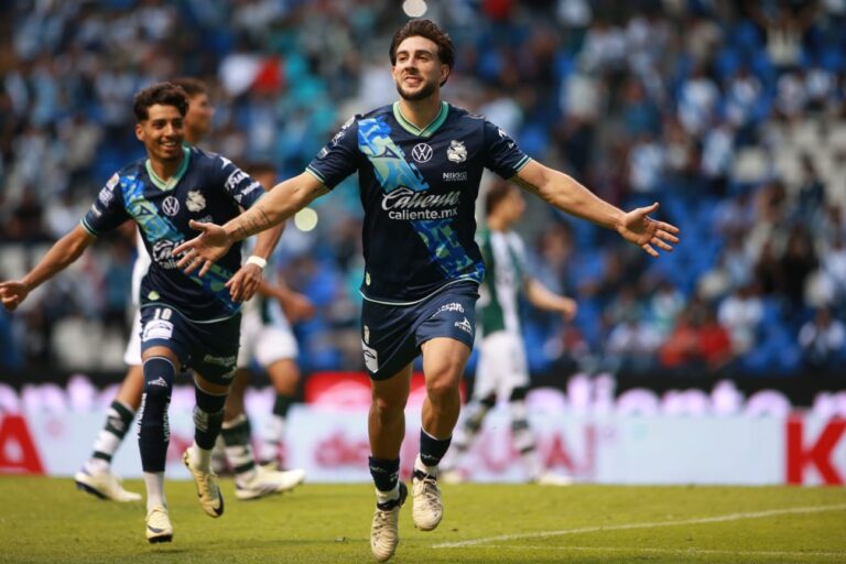 El Club Puebla rompe racha y debuta con triunfo en el Cuauhtémoc