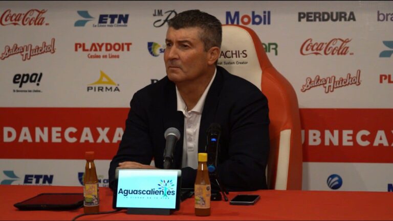 Chepo de la Torre reconoce fallas técnicas ante Necaxa
