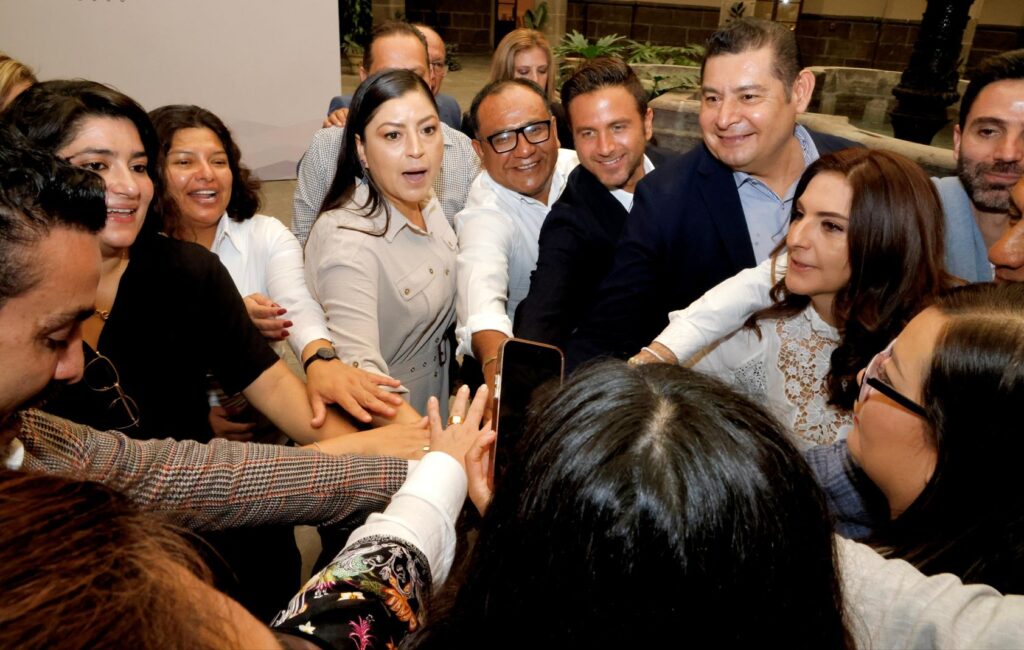 Trabajo coordinado, detonador de proyectos para el desarrollo de Puebla: Armenta