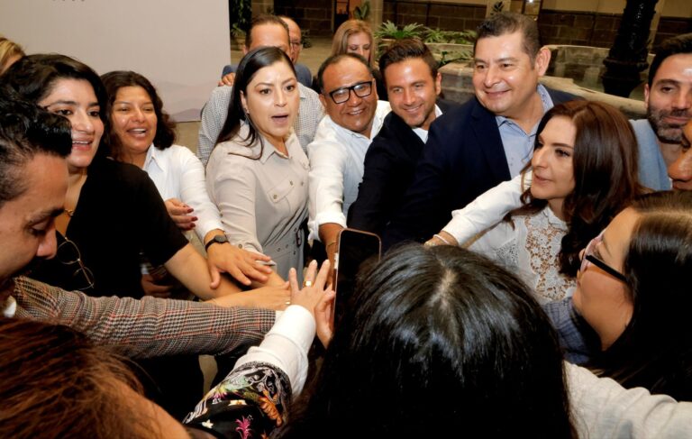 Trabajo coordinado, detonador de proyectos para el desarrollo de Puebla: Armenta