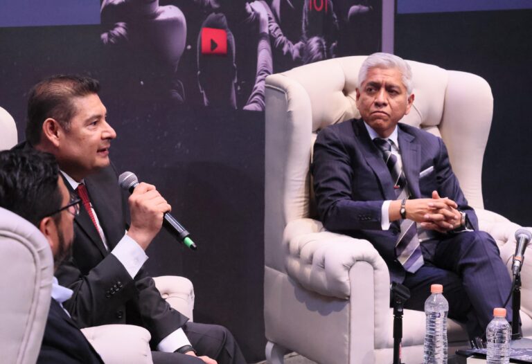 Armenta reconoce la eficiencia del AIFA como símbolo de la austeridad y modernización del país