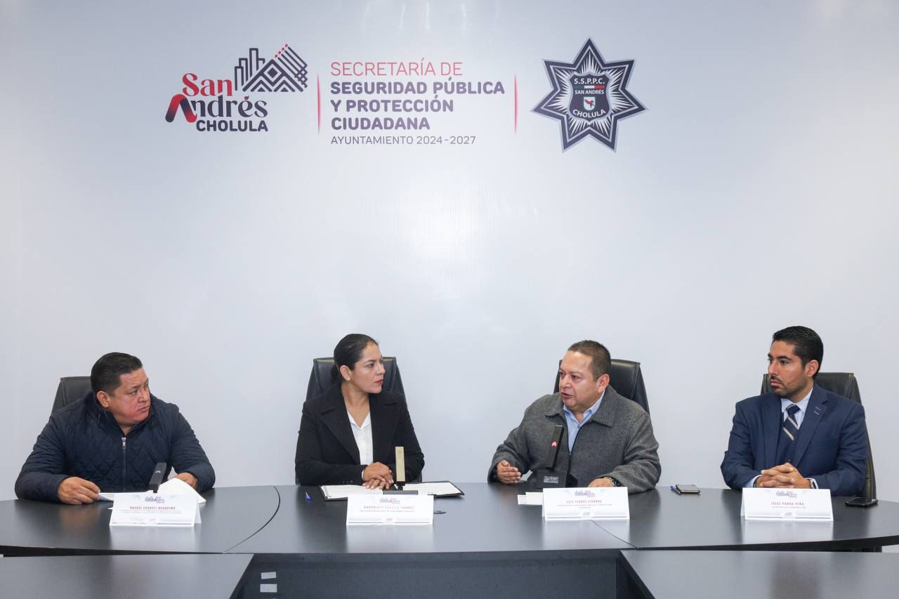 INSTALA LUPITA CUAUTLE MESA DE SEGURIDAD Y JUSTICIA EN SAN ANDRÉS CHOLULA