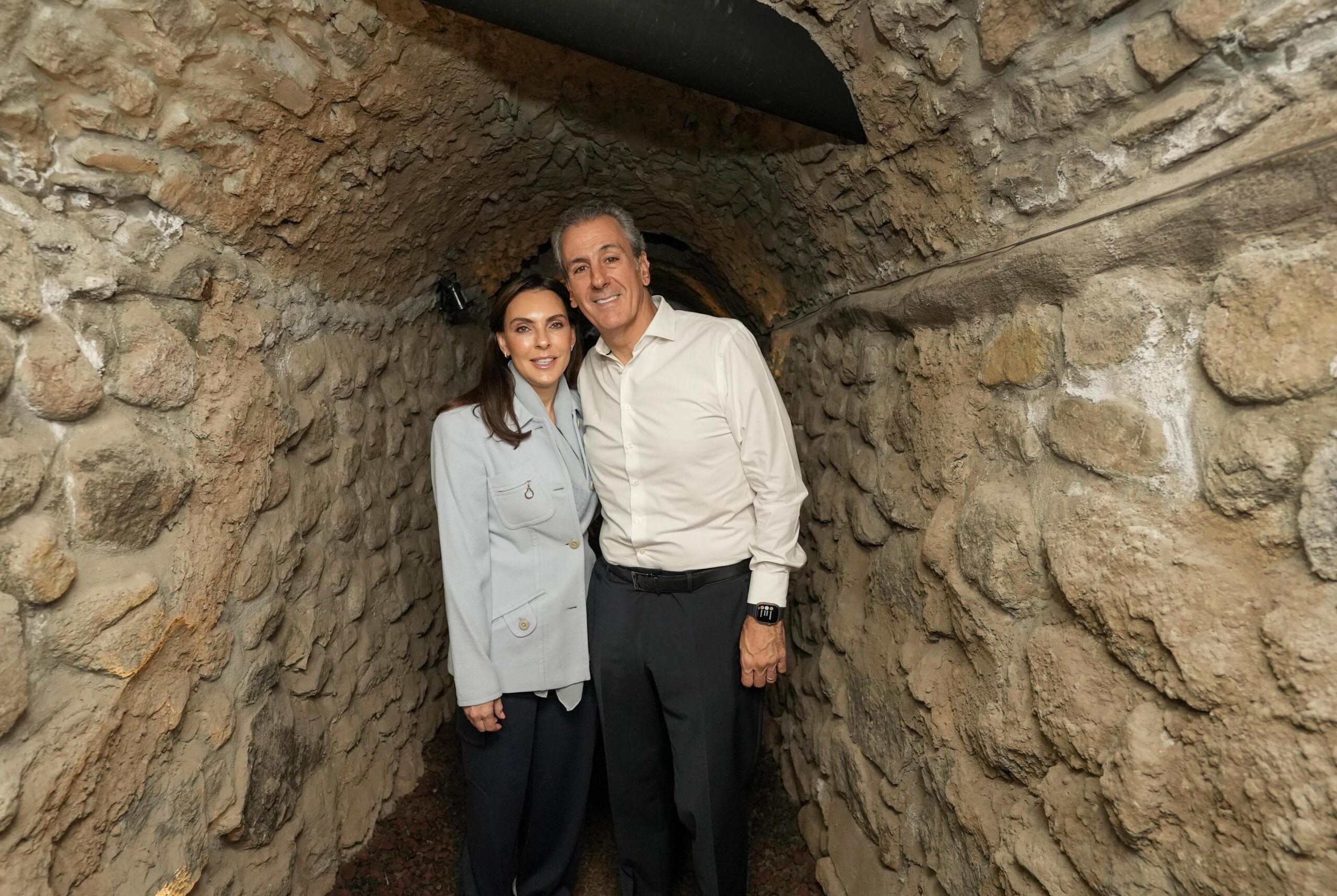 Pepe Chedraui recorrió el Puente de Bubas y el Pasaje Sitio Histórico 5 de Mayo