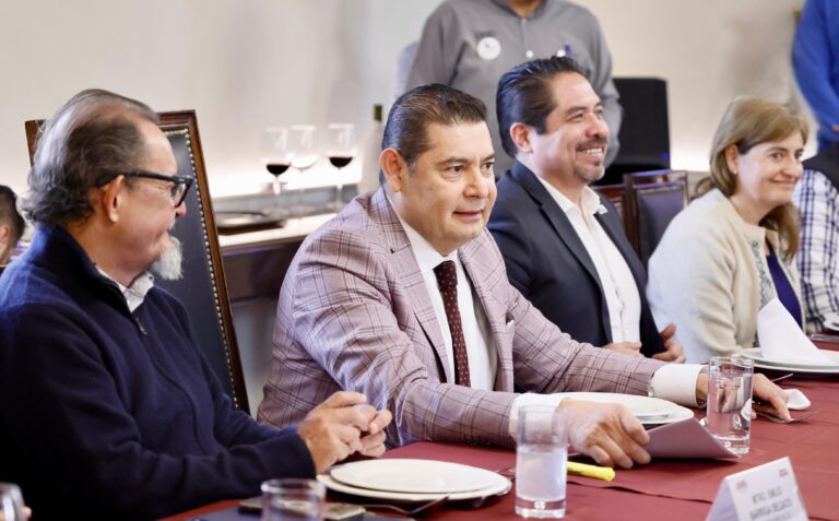 Puebla impulsará un nuevo modelo de auditoría para la transparencia en municipios: Armenta