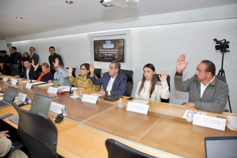 Aprueban en Comisión del Congreso Ley de Ingresos para el estado de Puebla
