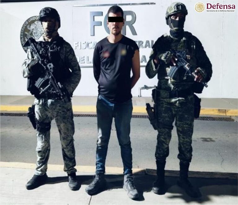 Resultado de inteligencia generada por el Gabinete de Seguridad, en Sinaloa fueron detenidos dos sujetos en posesión de armas de fuego y fentanilo