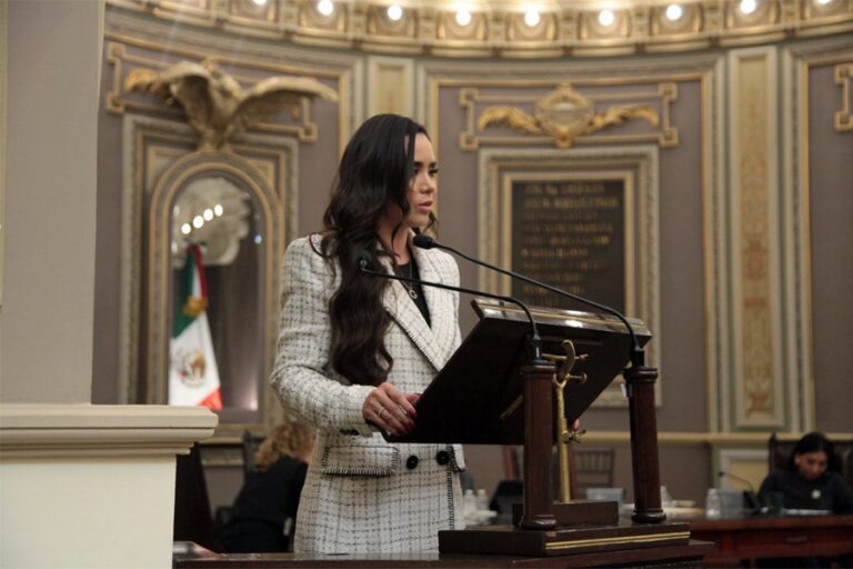 Propone Grace Palomares regular el uso de motocicletas en Puebla