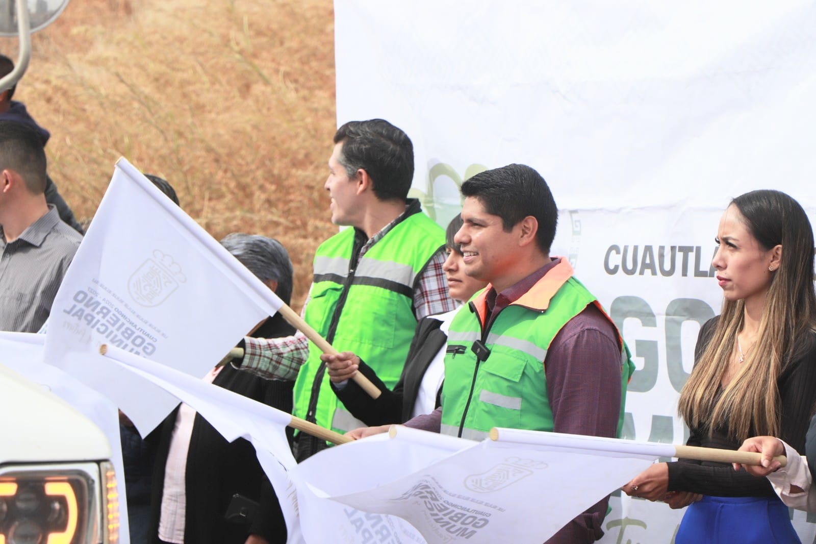 OMAR MUÑOZ DA BANDERAZO DE INICIO A IMPORTANTE ACCESO AL MUNICIPIO SOBRE PERIFÉRICO ECOLÓGICO