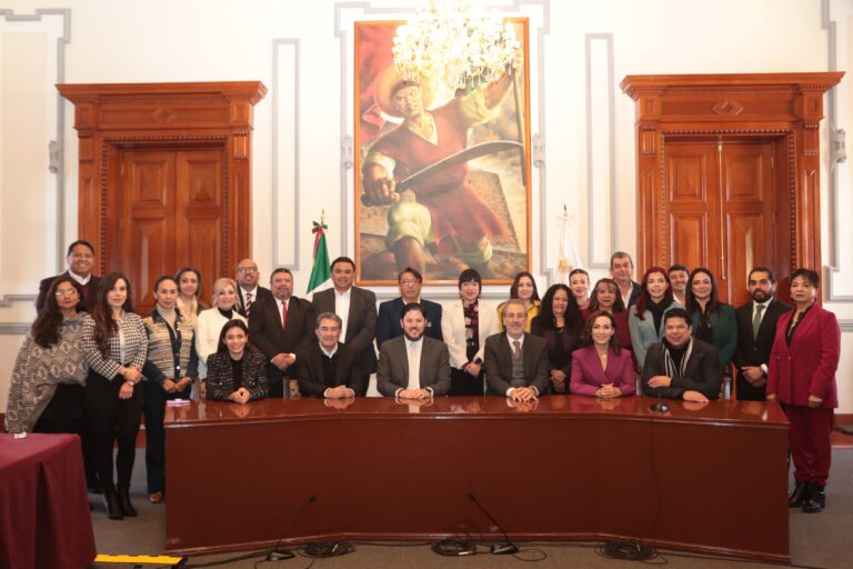 Presenta Pepe Chedraui a regidores avances del Plan Municipal de Desarrollo 2024-2027Image 2025-01-09 at 10.49.54