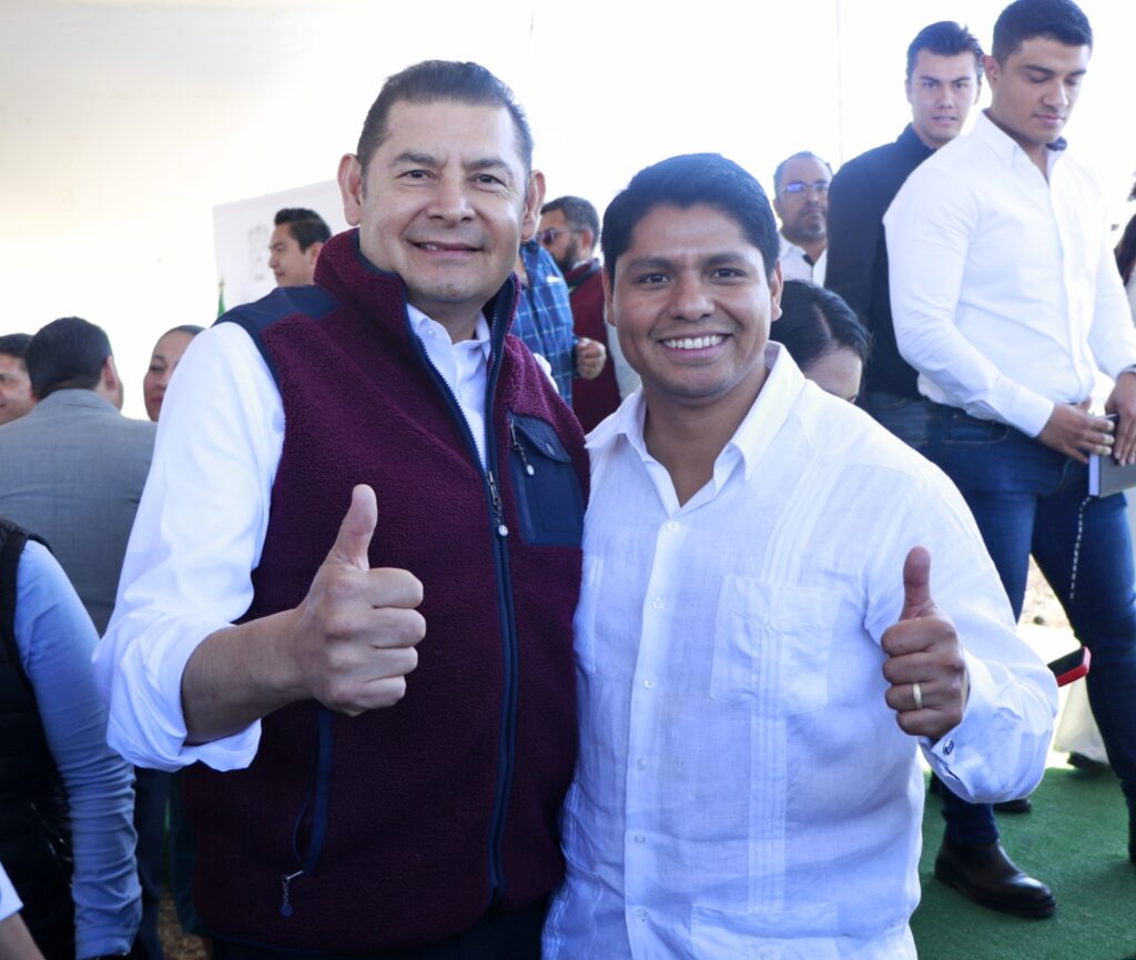 ANUNCIA OMAR MUÑOZ LA INVERSIÓN DE 20 MILLONES DE PESOS EN PROYECTOS PARA EL MUNICIPIO