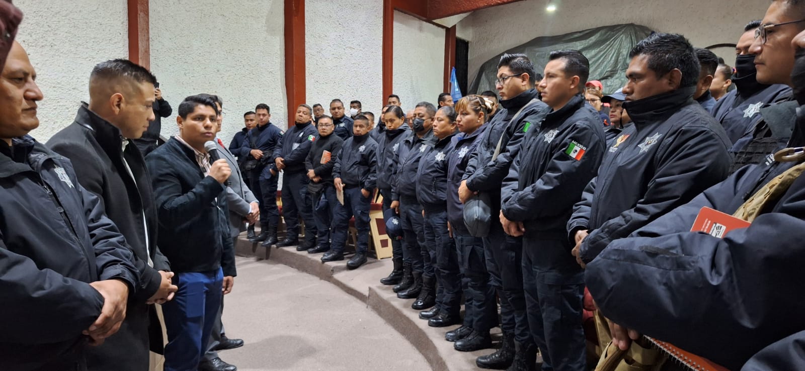 RECONOCE OMAR MUÑOZ LABOR DE LOS ELEMENTOS DE LA SSCYPC DE CUAUTLANCINGO