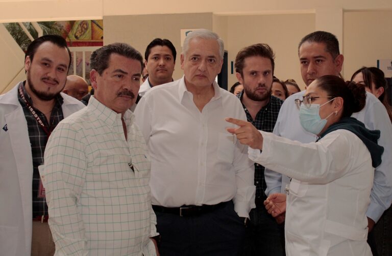 Puebla impulsa modernización tecnológica en el ISSSTEP para mejorar atención médica