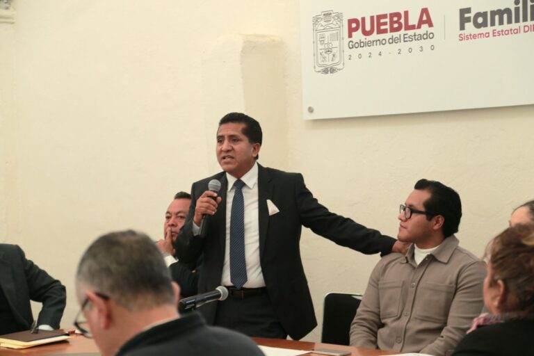 Capacitan a 27 delegados del SEDIF para llevar con rostro humano la asistencia social