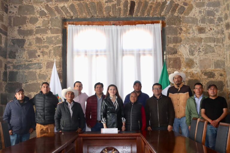 Bety Sánchez se reúne con presidentes electos de juntas auxiliares: “trabajaré con todas y todos”