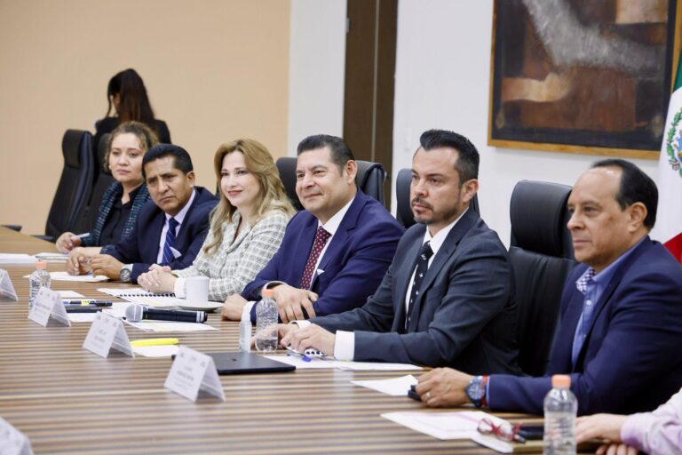 Empresarios socialmente responsables se suman al Patronato SEDIF