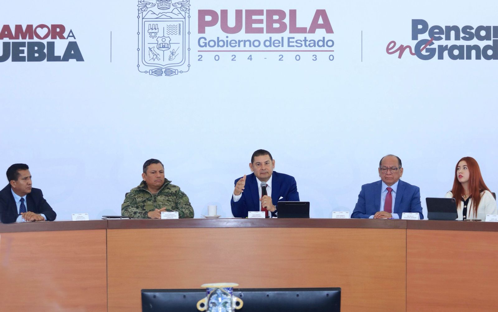 Combate frontal a la corrupción para erradicar “negocios leoninos”: Armenta