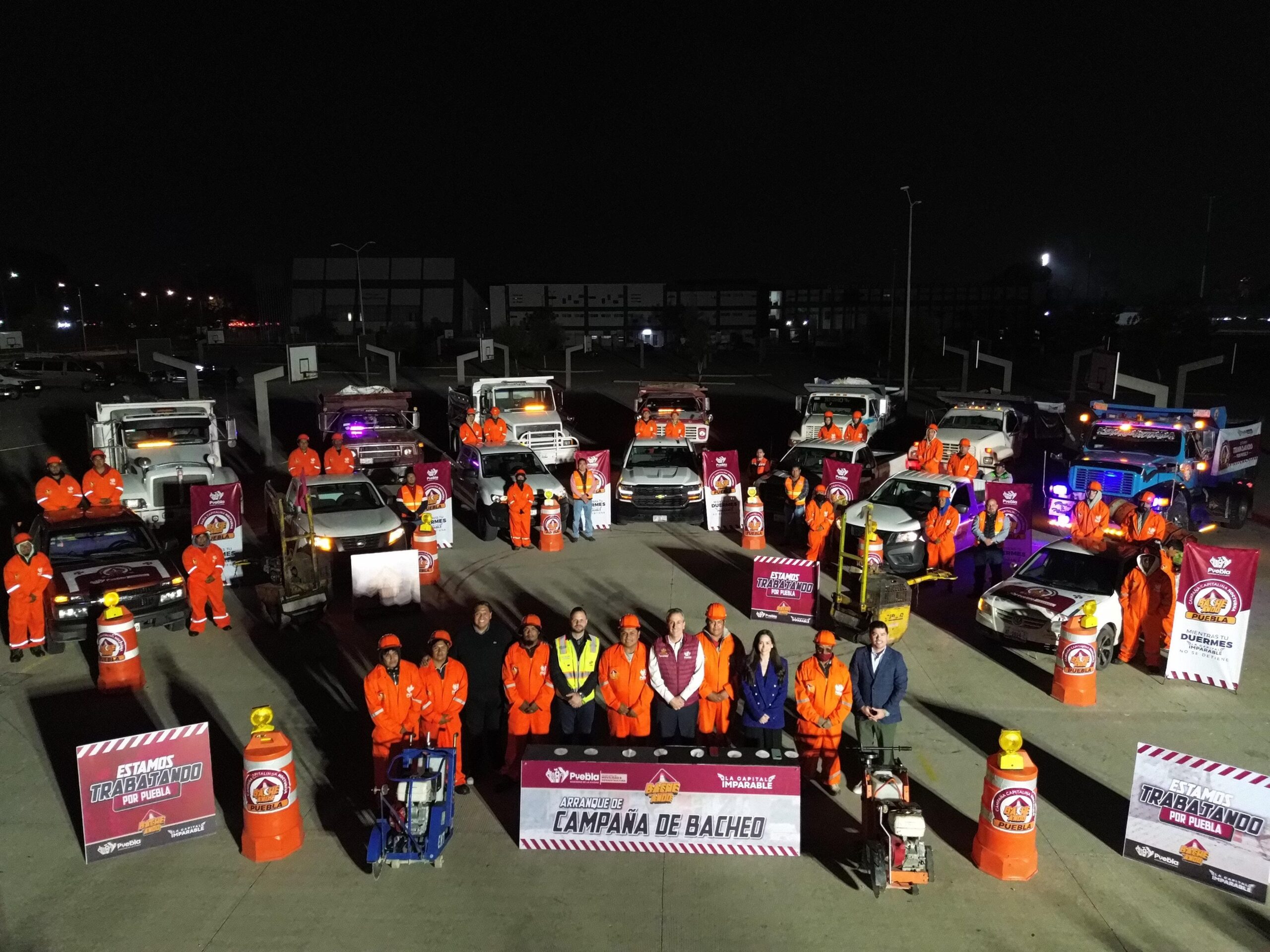 Destina Gobierno de la Ciudad más de 100 mdp al programa nocturno Bacheando Puebla 2025