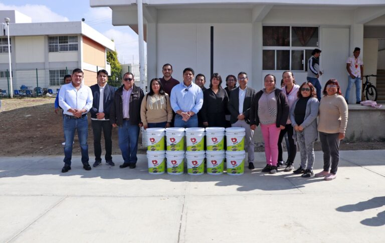 Tenemos un compromiso sólido con la educación en Cuautlancingo: Omar Muñoz