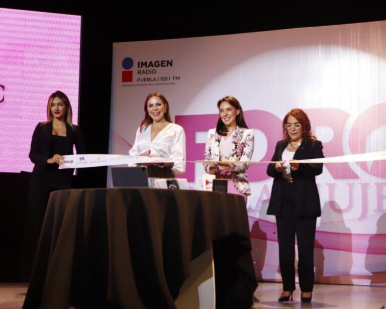 Participa MariElise Budib en la inauguración del “Foro de la Mujer Imagen 2025”