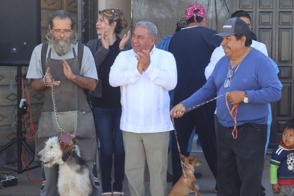 Realiza Severiano de la Rosa acciones en beneficio de los seres sintientes en Amozoc.