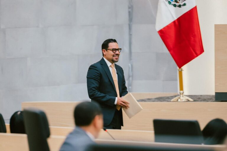 ANDRÉS VILLEGAS
