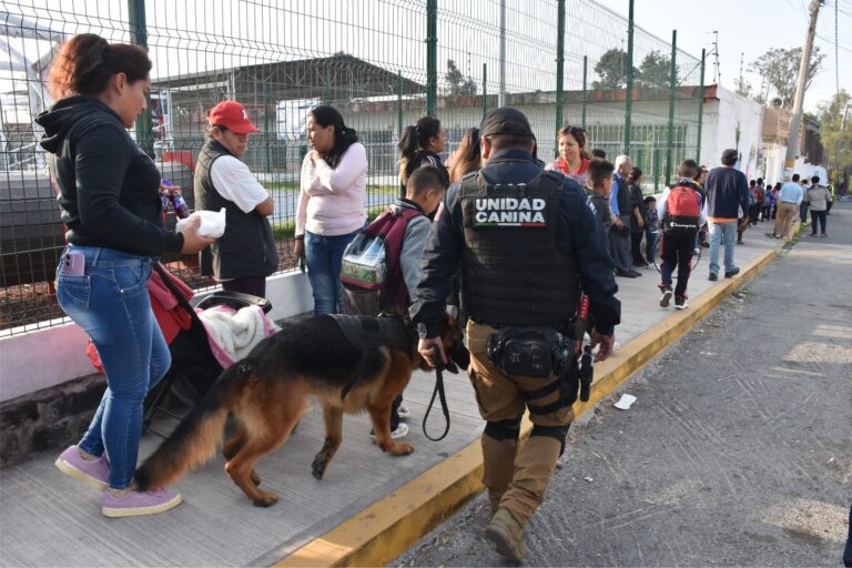 IMPLEMENTA SSC DISPOSITIVO DE SEGURIDAD EN ESCUELA PRIMARIA FERNANDO XIMELLO