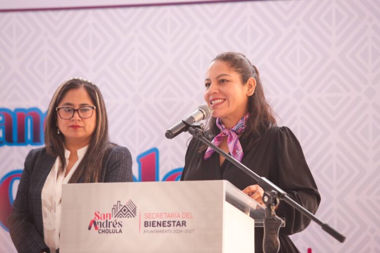 Promueve Lupita Cuautle el fortalecimiento de escuelas públicas en San Andrés Cholula