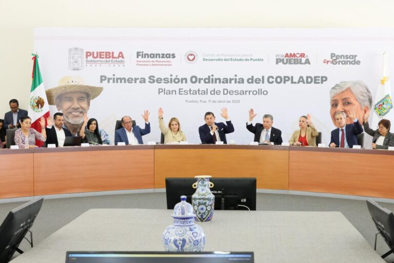Puebla futuro con visión humanista y social en Primera Sesión del COPLADEP