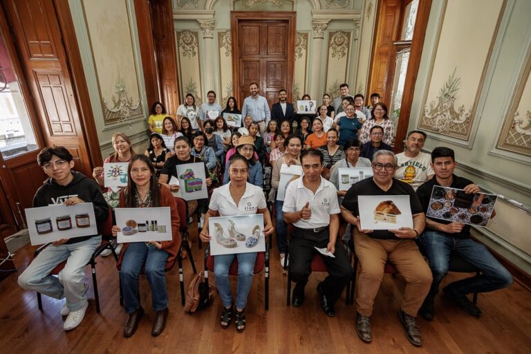 Digitaliza Gobierno de la Ciudad presentación de productos de emprendedores