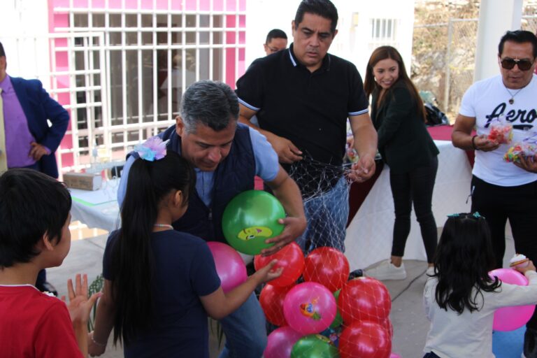 El gobierno de la ciudad celebró el Día del Niño y la Niña