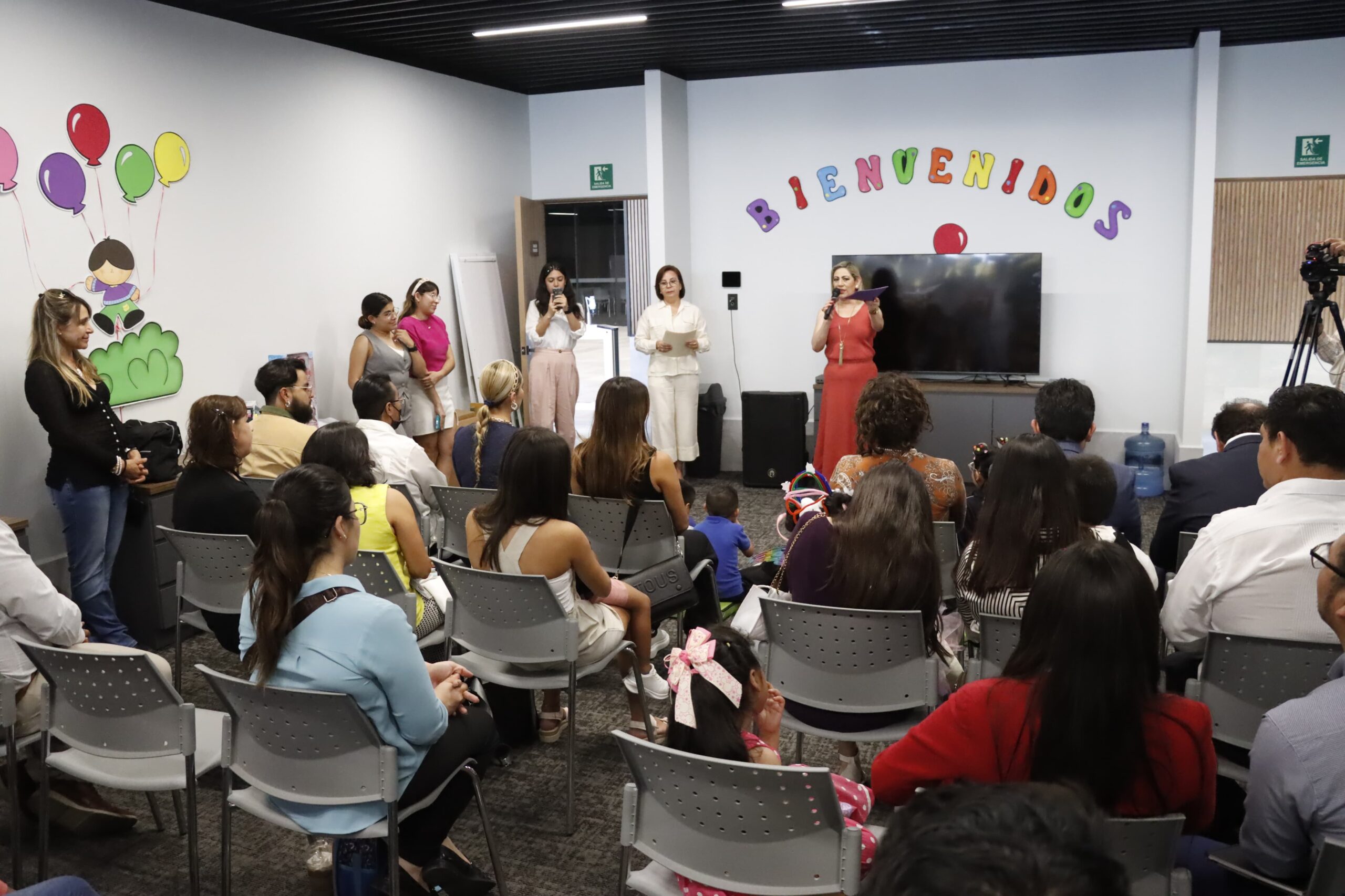 Celebra Congreso del Estado Día del Niño y la Niña 