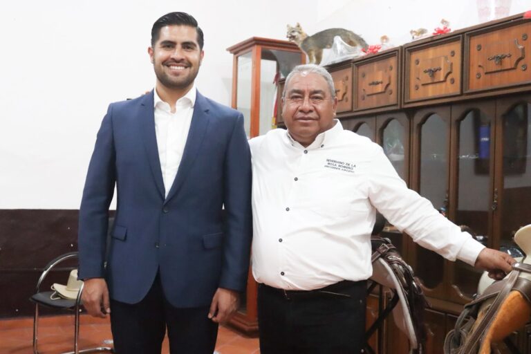 Gestiona Severiano de la Rosa Infraestructura para la Educación en Amozoc
