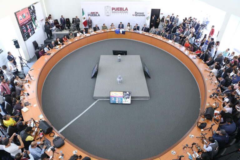 Cambios en gabinete de Armenta refuerzan su gobierno