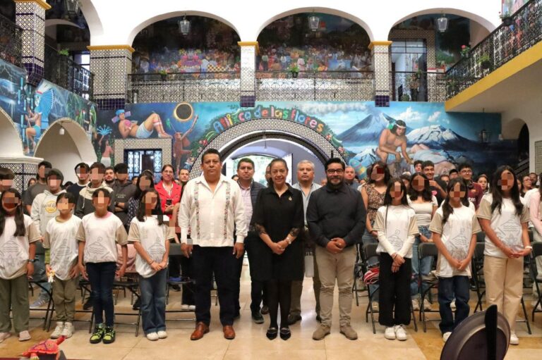 EQUIPO DE NATACIÓN DE LA ALBERTA MUNICIPAL
