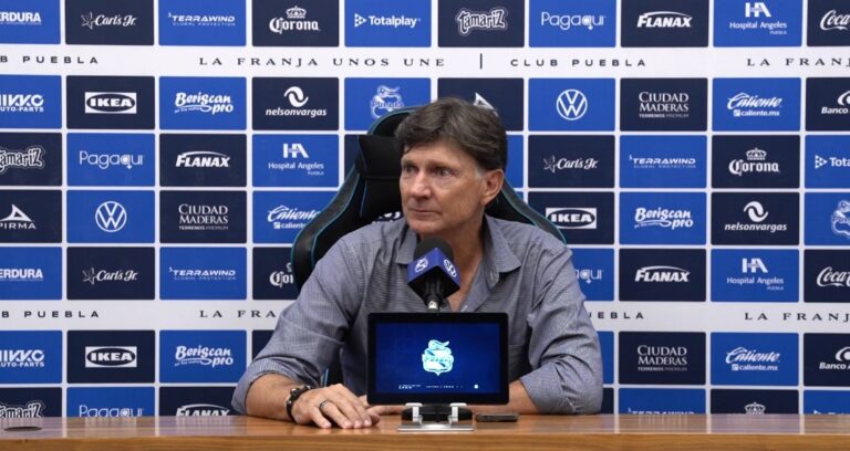 Hernán Cristante Sale del Puebla